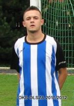Wojtek występuje w barwach Olszy od najmłodszych lat, po sezonie gry w Chrobrym Nowogrodziec i rundzie w Piaście Zawidów wrucił na olszyńskie boiska